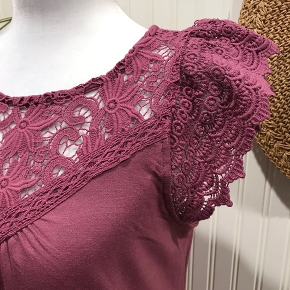 $19 SALE!!!! Magenta Crochet Sleeve Shift Dress - Picture 14 of 16